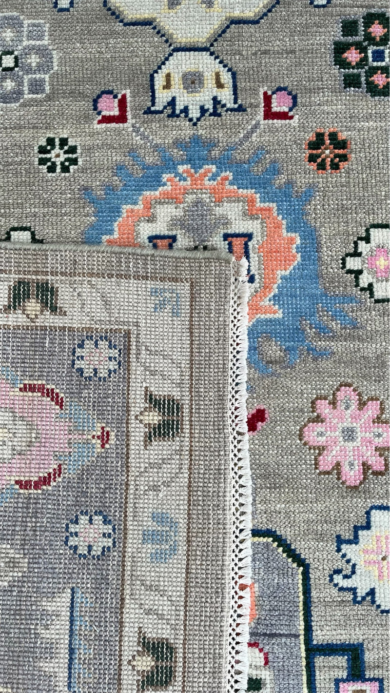Heirloom Traditional Hand Knotted Wool Rug Ash Grey