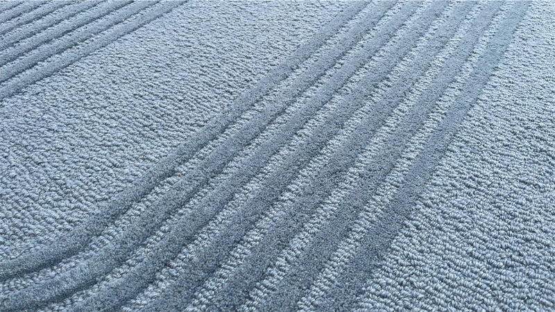 Oblong Scalloped Sky Blue Hand-Tufted Wool Rug | Modern Area Rug