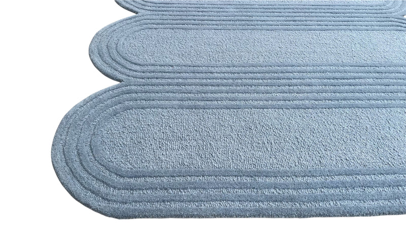 Oblong Scalloped Sky Blue Hand-Tufted Wool Rug | Modern Area Rug
