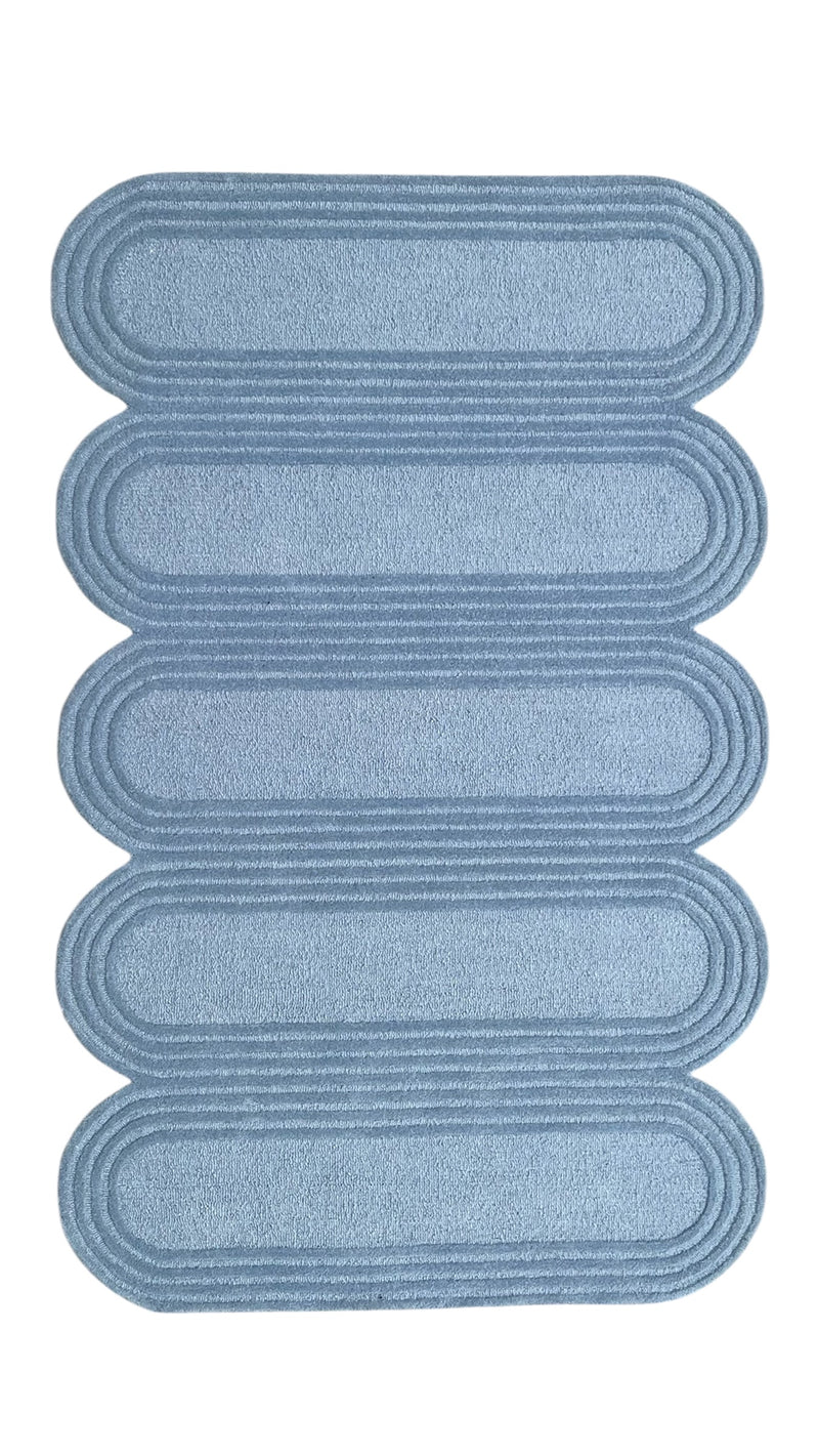 Oblong Scalloped Sky Blue Hand-Tufted Wool Rug | Modern Area Rug