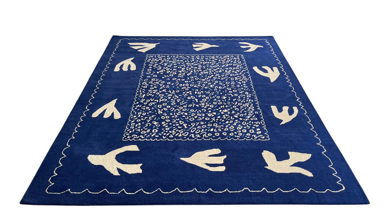 Maren Hand-Tufted Pictorial Rug – Ultramarine Blue