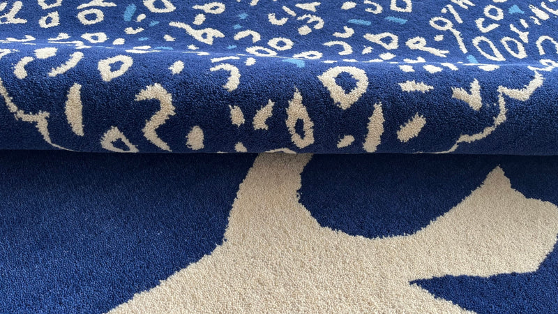 Maren Hand-Tufted Pictorial Rug – Ultramarine Blue
