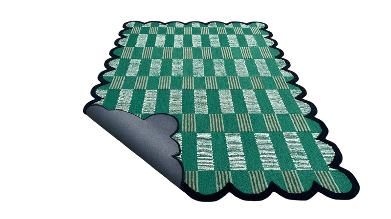 Matilda Hand-Tufted Emerald Green Plaid Wool Rug with Scalloped Edge