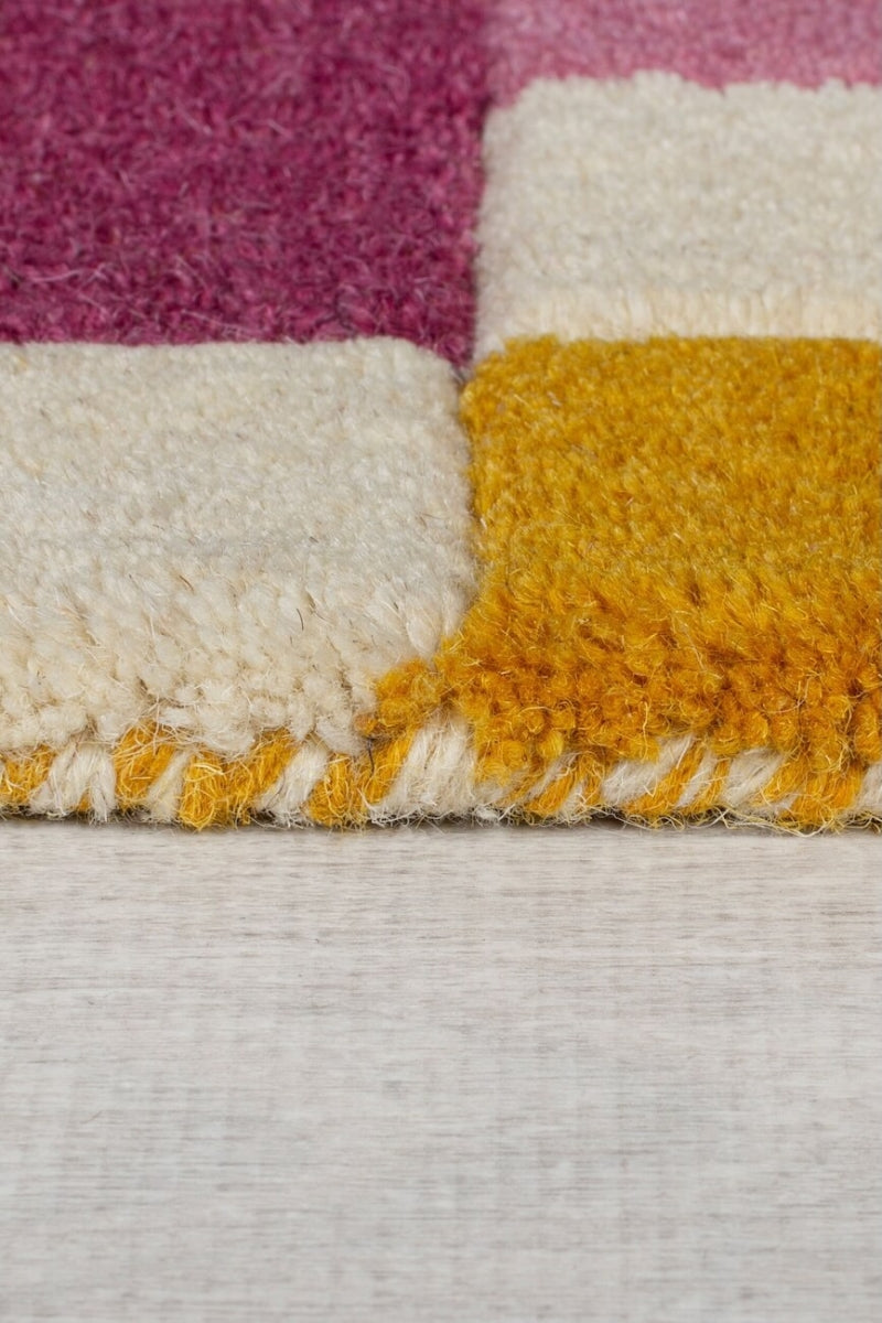 Kai Pink & Cream Area Rug – Hand Tufted Wool Border Design