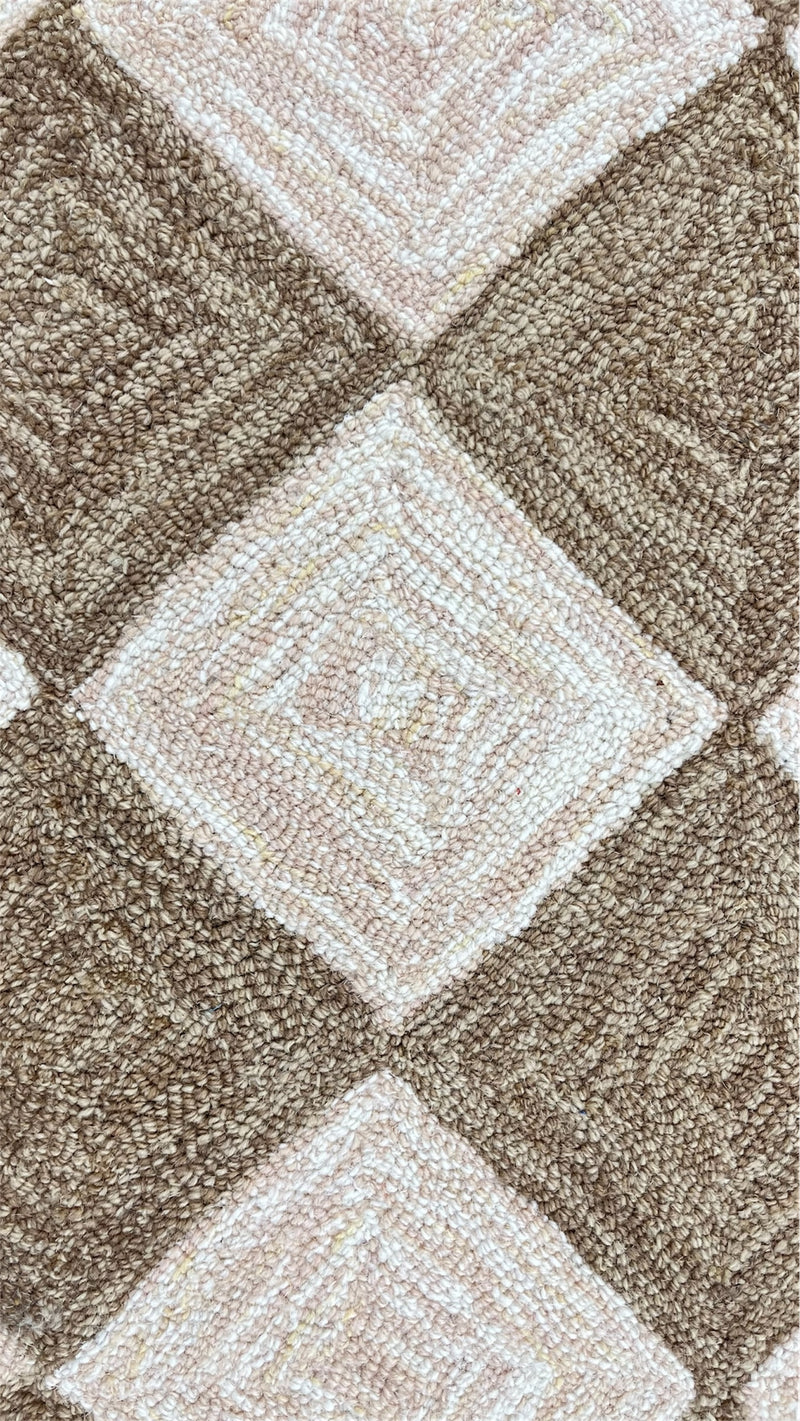 Leo Checkered Hand Tufted Wool Rug Mocha Brown
