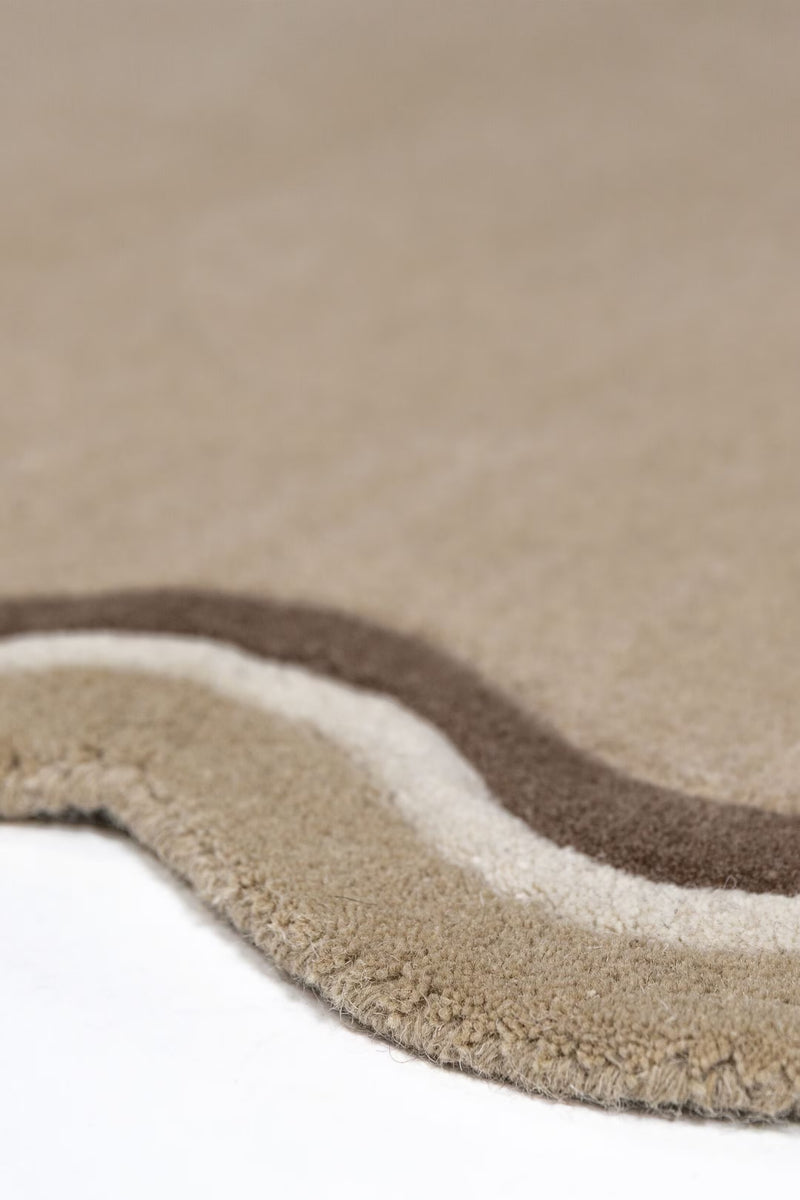 Ripple Scalloped Tufted Wool Rug - Neutral