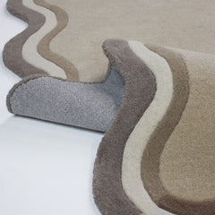 Ripple Scalloped Tufted Wool Rug - Neutral