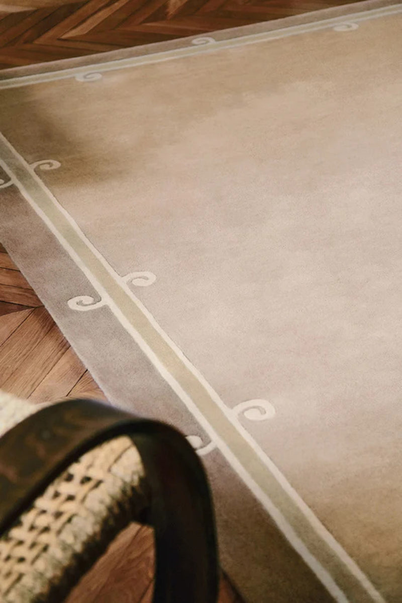 Siracusa Neutral Beige & Ivory Hand-Tufted Wool Rug | Elegant Border Area Rug