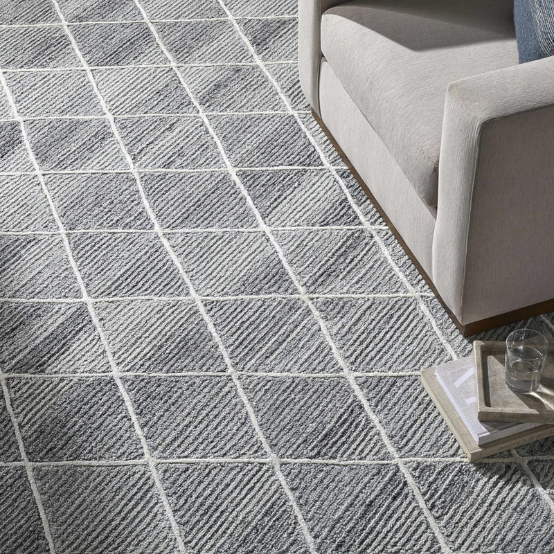 Diamond Trellis Hand-Tufted Wool Rug | Light Grey & Ivory Geometric Modern Area Rug